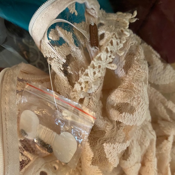 FREE PEOPLE ✨ embellished lace bell sleeve dress - Picture 5 of 6